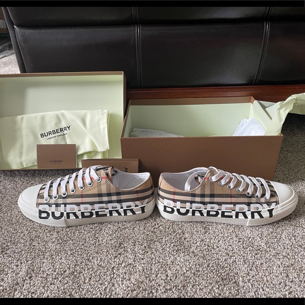 Burberry Shoes
